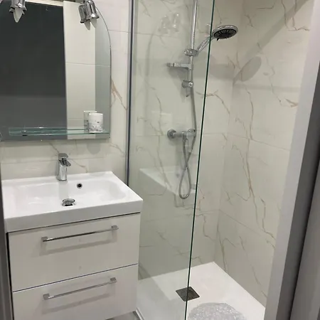 Appartement Lumineux à 2min De Là