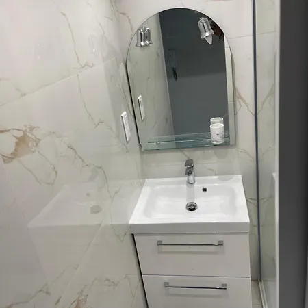 Apartment Lumineux A 2min De La Nice